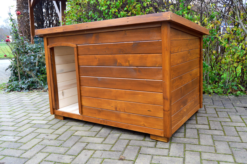 Psia búda SPOT so šikmou strechou v odtieni dub #4