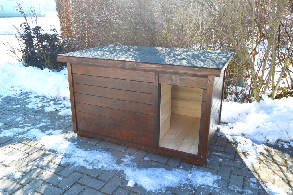 Zateplená psia búda TOBY s vodorovnou strechou v odtieni palisander #2