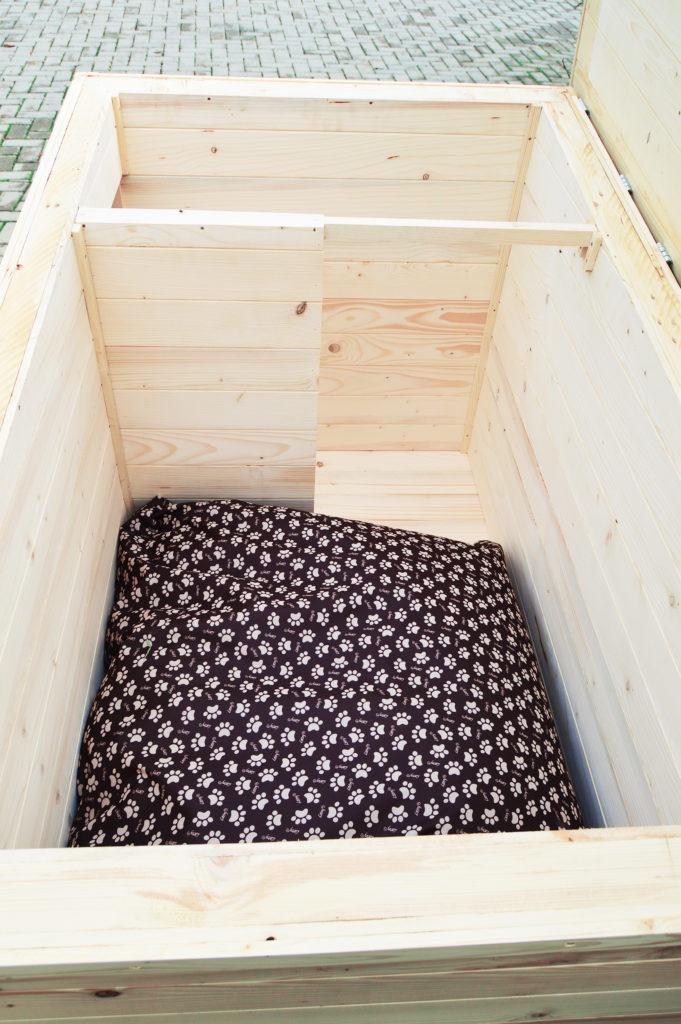 Vodeodolný vankúšik do búdy - labkový tmavý 75 x 70 cm #2.