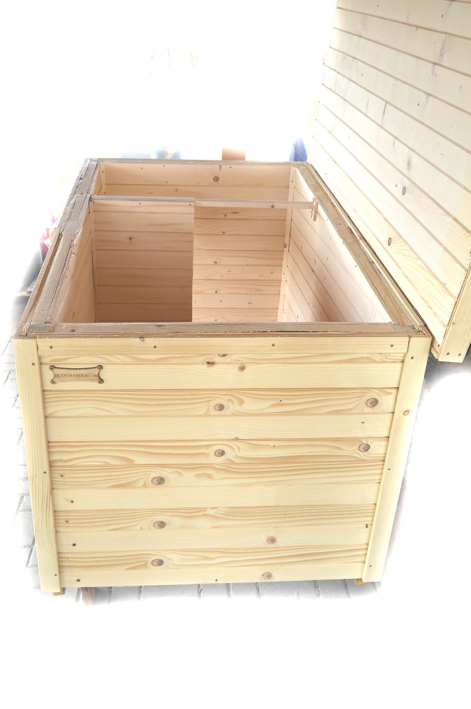 Psia búda MAXIM so šikmou strechou so sklonom do strany a menovkou v transparentnom odtieni #5